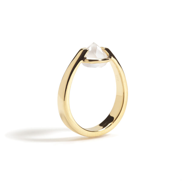 Bravery - 6 Ct White Onyx Polished Gold Ring