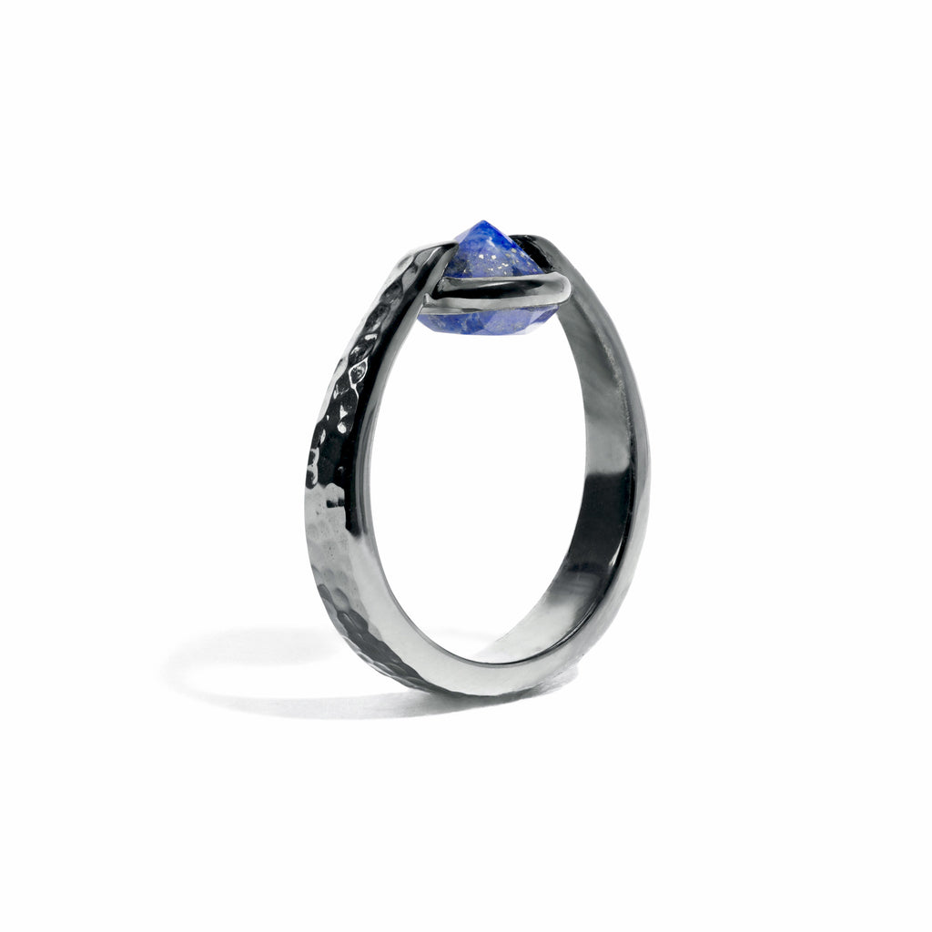 Wisdom - 3 Ct Lapis Lazuli Hammered Gunmetal Ring