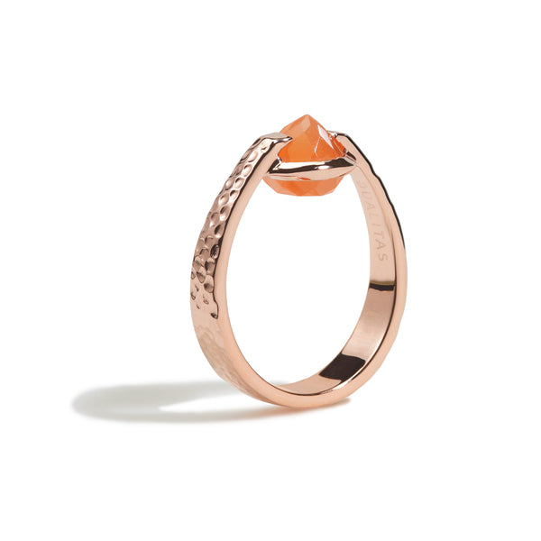 Calm - 3 Ct Peach Moonstone Hammered Rose Gold Ring